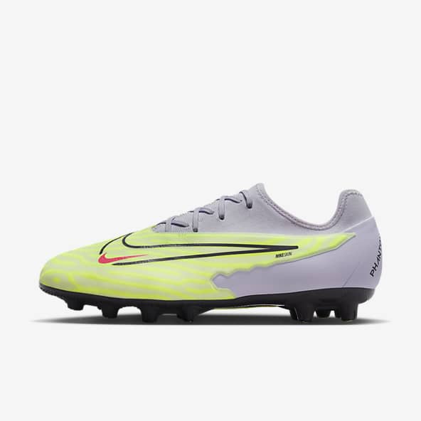 Hard Ground Soccer Shoes. Nike JP